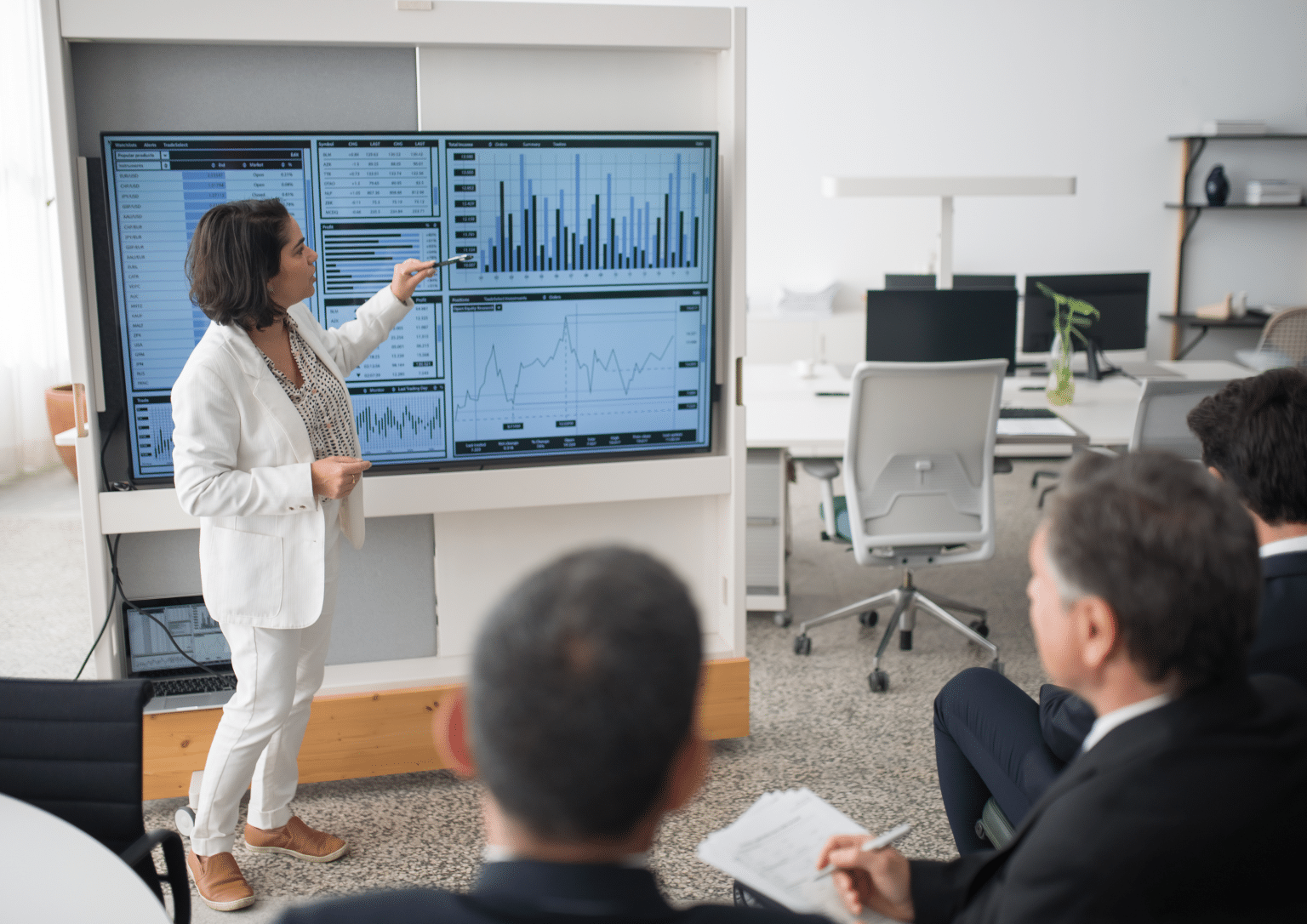 Cultura Data Driven: O que é, como implementar e por que ela transforma ...